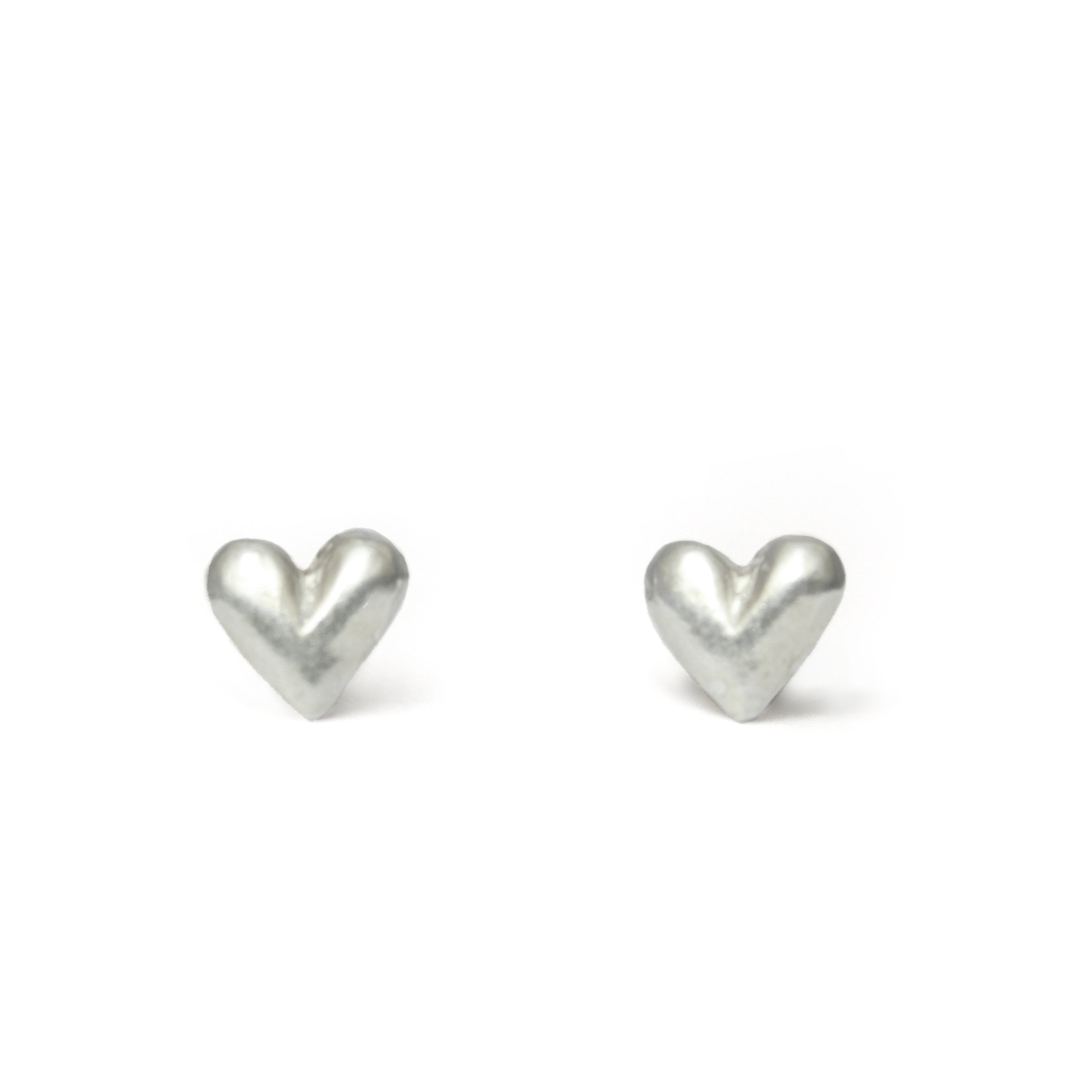 Heart Silver Pierce Earrings - Shulamit Kanter